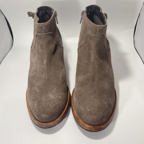 Clarks Clarkdale Dawn Sz 8.5M EU 39.5 Women's Suede Ankle Booties Taupe - Picture 2 of 6